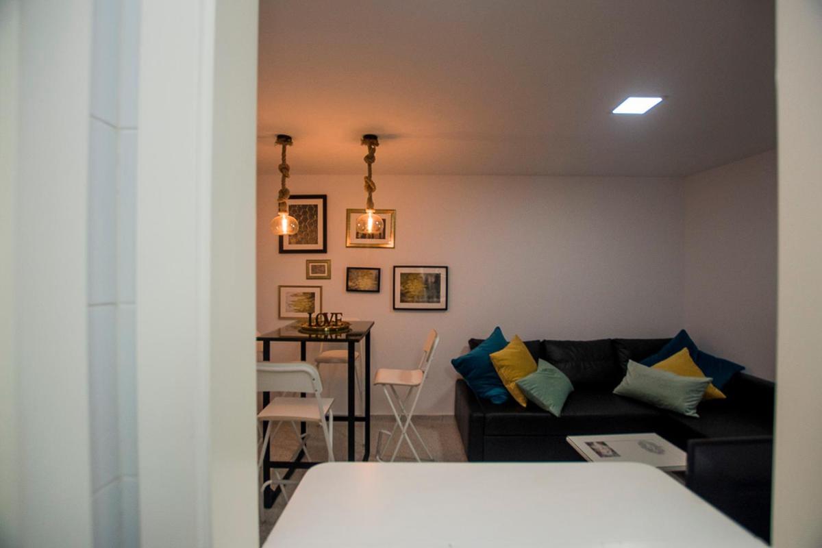 Apartamento Con Encanto Y Ubicacion Perfecta カディス エクステリア 写真
